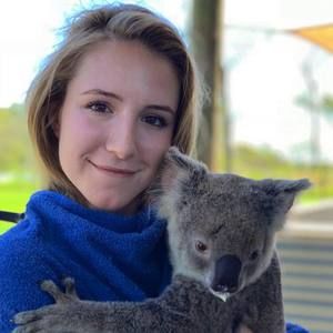 Meet your Posher, Maria